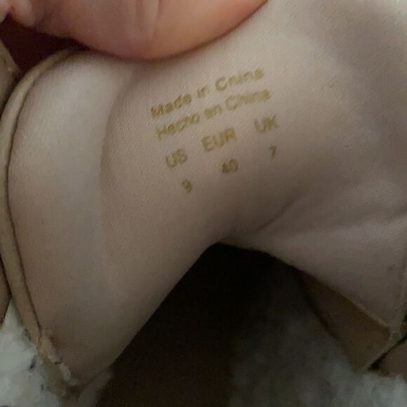 Aldo | Tan Lace Up Sherpa Fur Lined Combat Boots | 9 - Picture 6 of 8